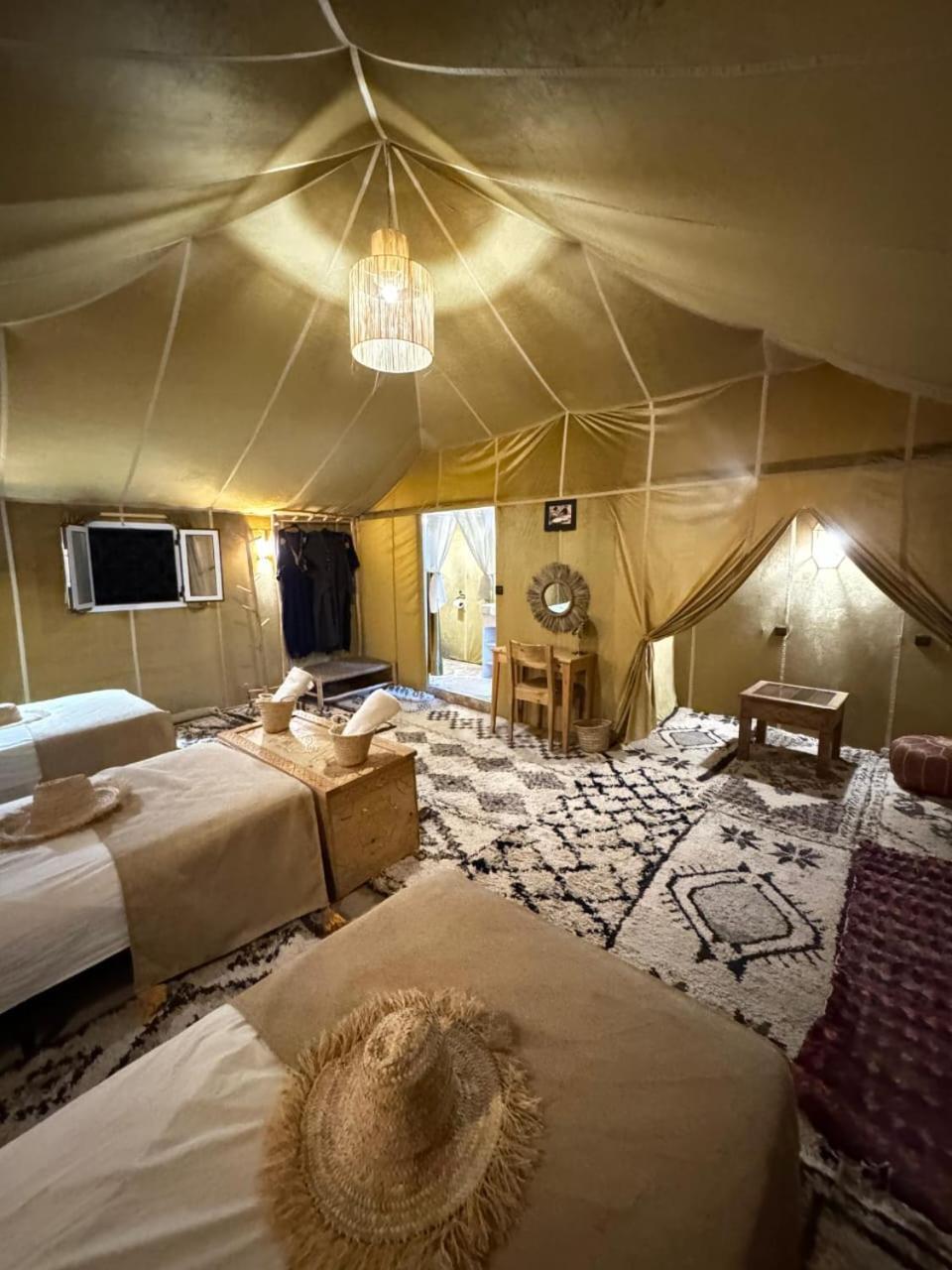 Desert Camp Camel & Sandboarding Merzouga Eksteriør bilde