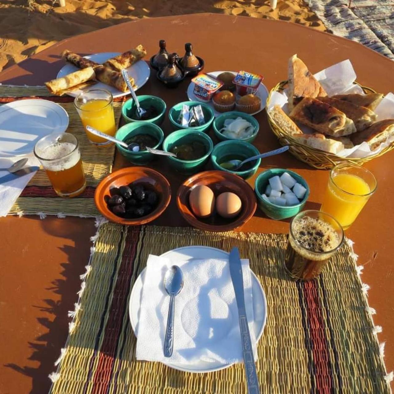 Desert Camp Camel & Sandboarding Merzouga Eksteriør bilde